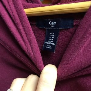 Gap sweat-shir! Really comfy